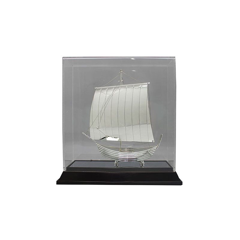 SILVER-PLATED KYRENIA SHIP IN PLEXIGLASS DISPLAY BOX – MEDIUM (15X19CM) - Image 1