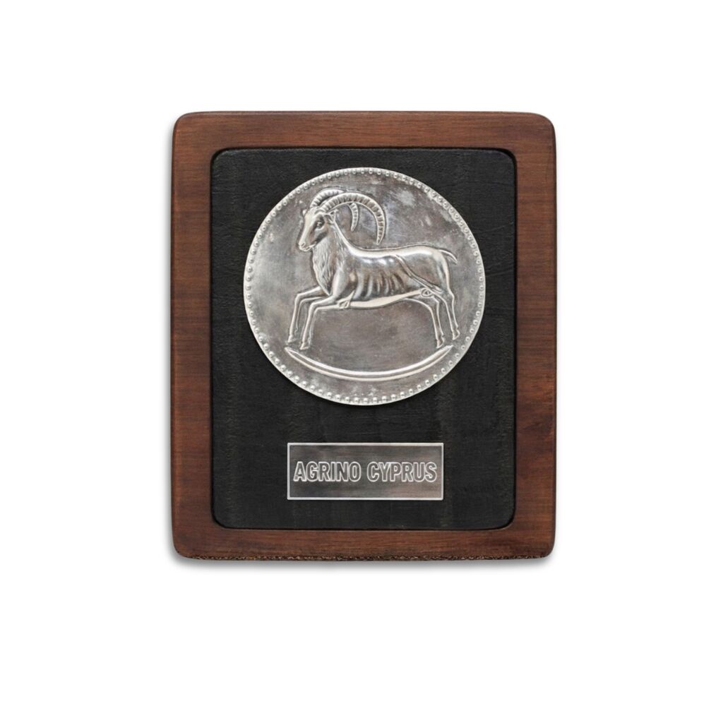 HANDMADE SILVER MOUFLON ON A LEATHER PLAQUE 15CM - Image 1
