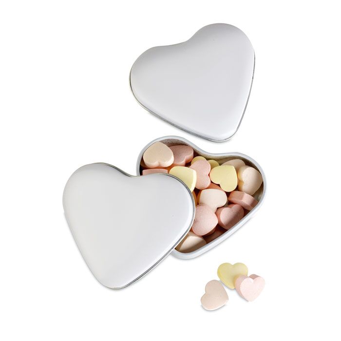 MO7234_1.jpg HEART-SHAPED CANDIES IN TIN – 24G SWEET TREATS FOR VALENTINE'S DAY - Image 1