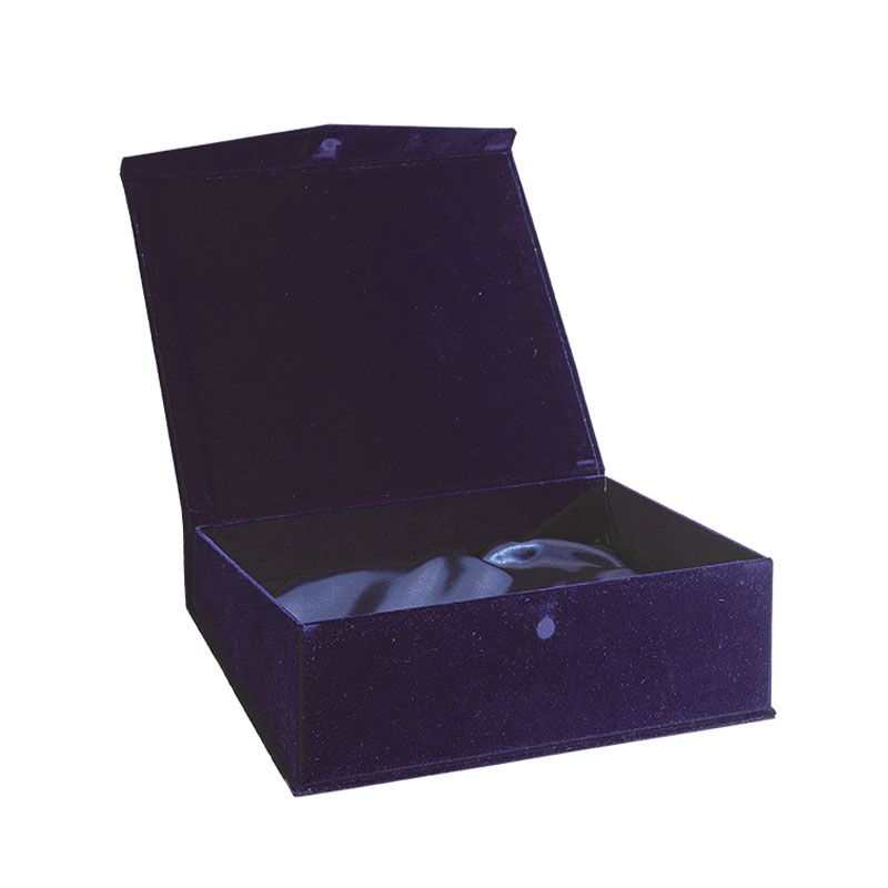 CTO24.5X21_1 LUXURY SOFT VELVET GIFT BOX – 24.5 X 21 X 20 CM | PREMIUM PRESENTATION BOX - Image 1