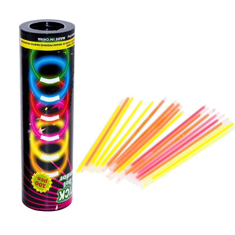 4 (1) GLOW STICKS (PACK OF 500) - Image 1